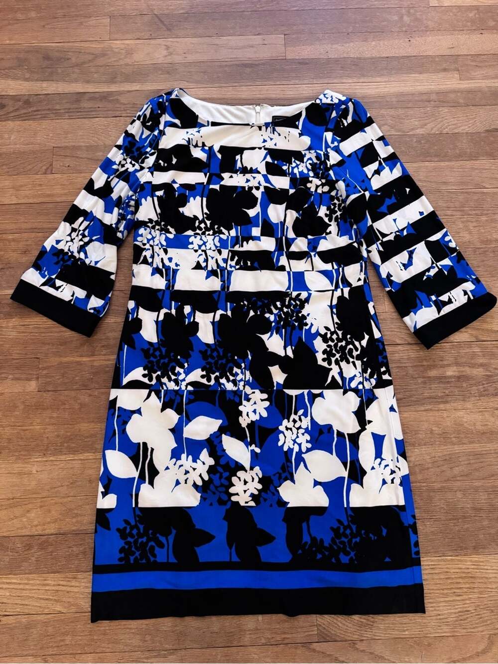 Jessica Howard Women's Blue Black White Knee Length Sheath Dress - Size 10
b12